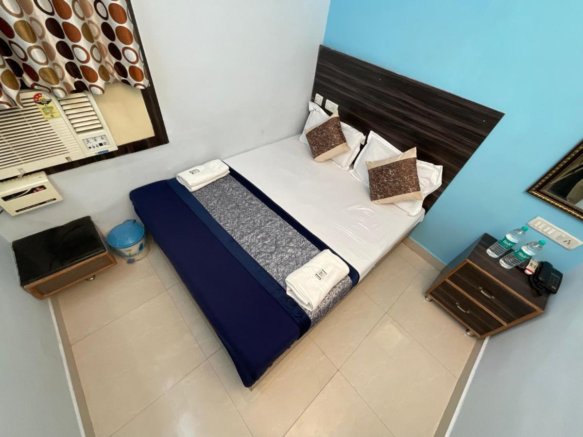 Vrindavan Comfort Inn Хидерабад Екстериор снимка