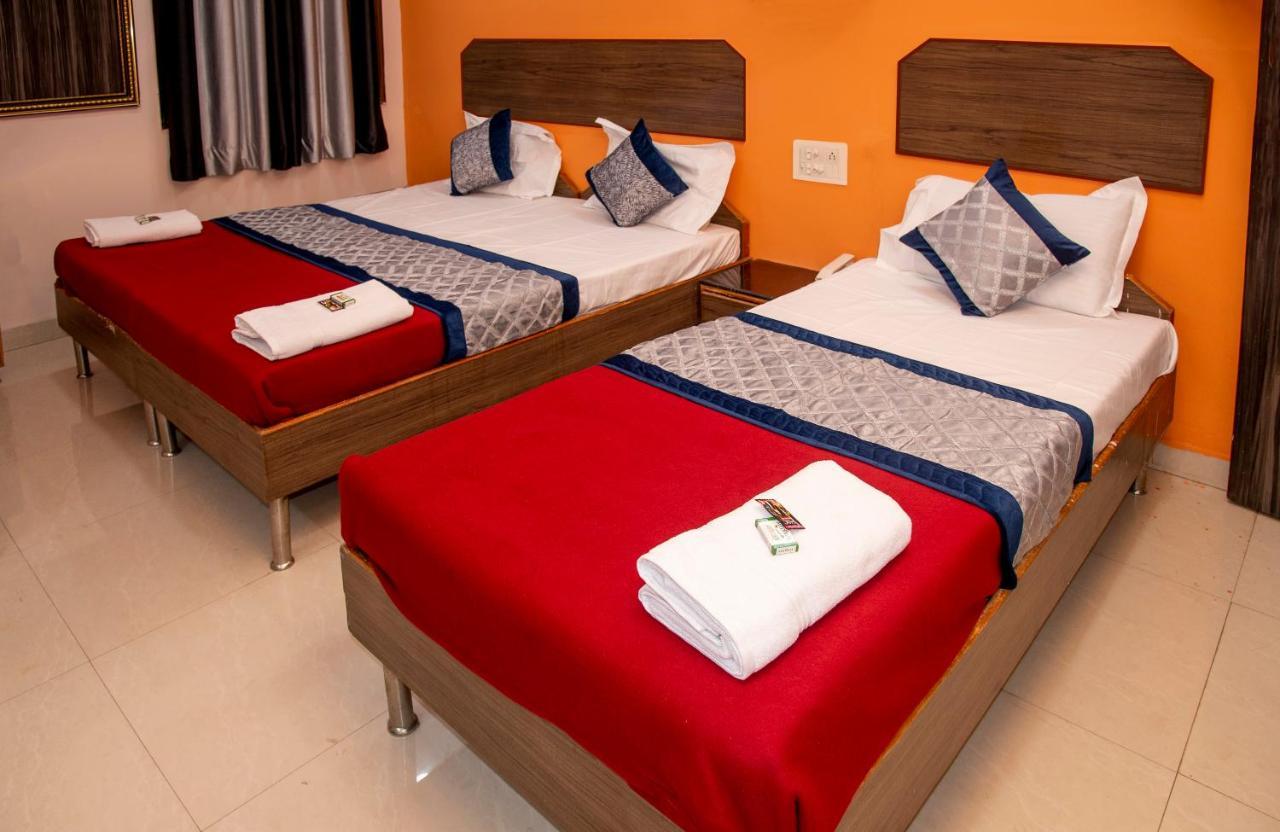 Vrindavan Comfort Inn Хидерабад Екстериор снимка