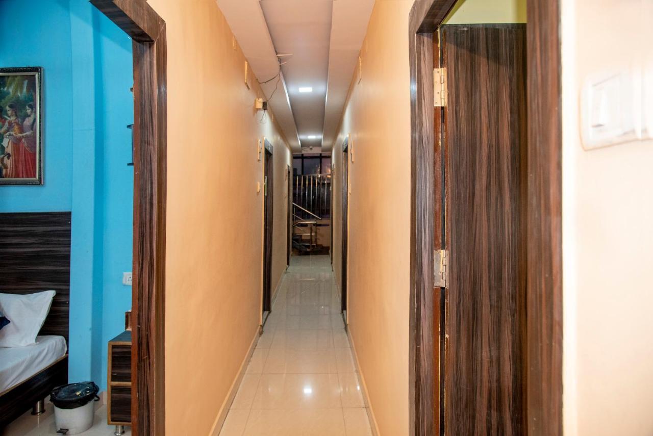 Vrindavan Comfort Inn Хидерабад Екстериор снимка